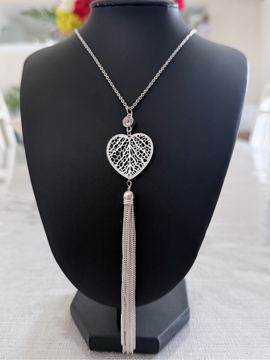 LC Lauren Conrad Jewelry - Lauren Conrad Silver Heart Filigree Tassel Necklace - 32 in